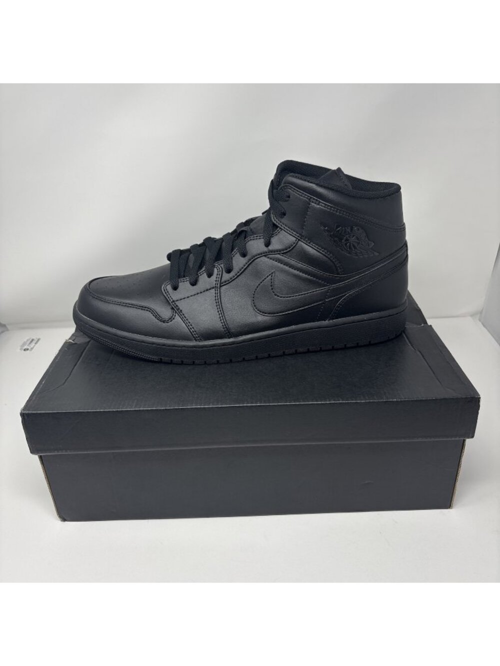 Nike Air Jordan 1 Mid Triple Black 554724-093 Men’s Size 15 DS New w/ Box